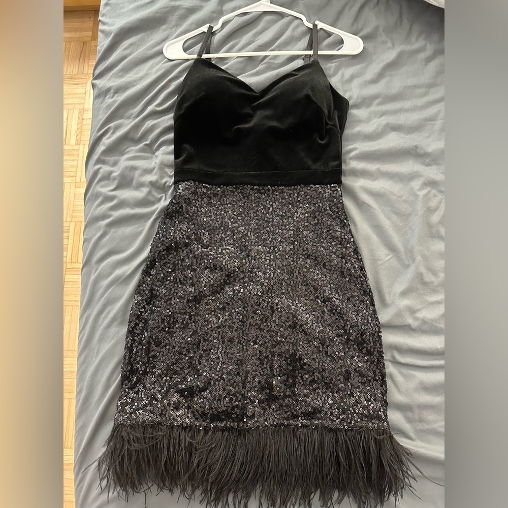 Guess Sleek Black Attire
